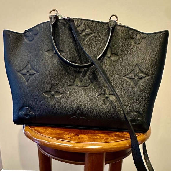 Louis Vitton Grand Palais - Picture 2 of 9